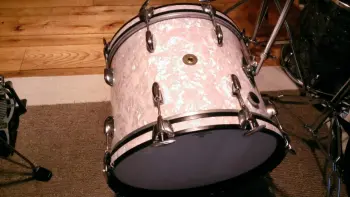 1960's Gretsch Progressive Vintage Drum set 20bd, 18bd, 14fl, 12tm, 14 - $2800 Boston