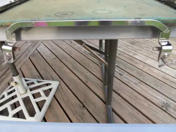 Was someone looking for a Leedy trap table?