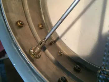 pre WWII Ludwig rim clips