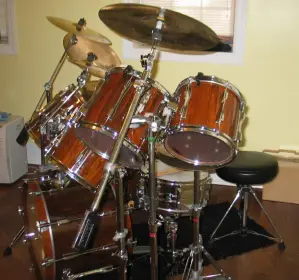 1983 era Tama Arstar Birch between Cordia Wood
