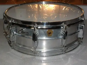 Early 60`s Pre-serial Acro-phonic? or Supra-Lite? or what?