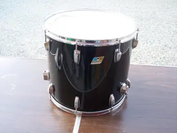Late 70's Ludwig Black Vistalite 16x18 floor tom