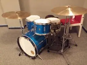 67 Ludwig Blue Sparkle Clubdate 20/14/12