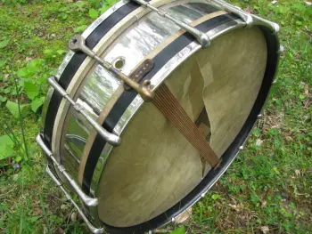 Lyon &amp; healy snare drum