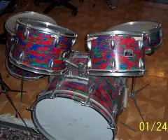 60's/70's Japanese Kit - Unusual Finish?