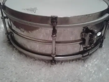 Premier 1920's snare drum?