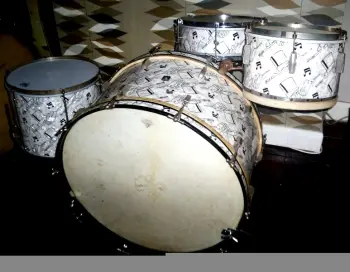 Ludwig's Top Hat &amp; Cane 90th Anniversary