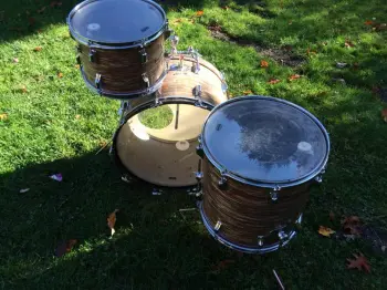*RARE FINISH* Vintage Rogers Drum set, original Pink Oyster wrap!