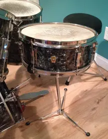 FOR SALE: Vintage 1965 Ludwig Club Dates in BDP with Nickel Hardware