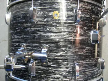 Ludwig Oyster Black kit (rewrapped)
