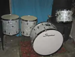 factory Slingy w/26&quot; bass ?