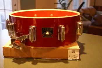 85/86 Candy Apple Red Tama Superstar 14x5 Snare