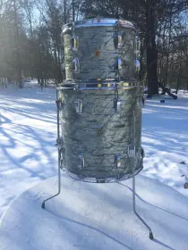 vintage 60s Ludwig toms 9x13 / 16x16 in beautiful sky blue pearl