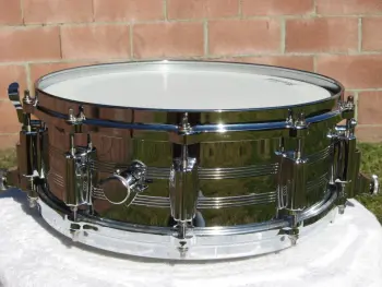 tama king beat snare