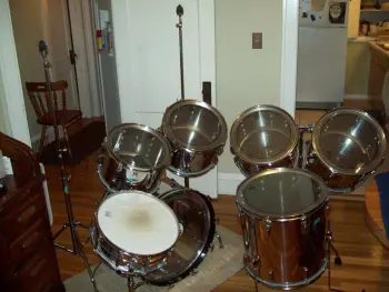 please help :possibly for sale- SS ludwig 7 piece blue/olive