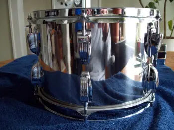 please help :possibly for sale- SS ludwig 7 piece blue/olive
