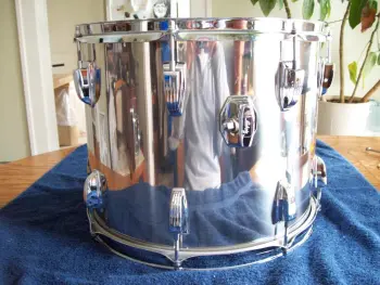 please help :possibly for sale- SS ludwig 7 piece blue/olive