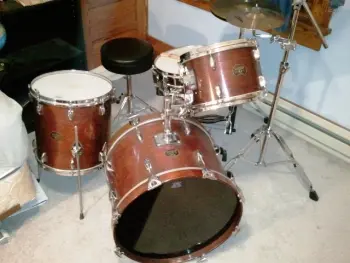 Gretsch Kit Walnut Finish Stop Sign HELP!!!!