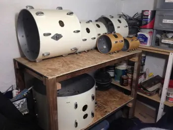 Gretsch 70's Factory Wrap Glue - Sand or Solvent?