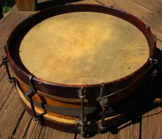 Vintage Drum I.D.