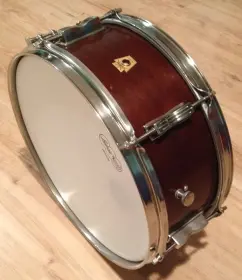FOR SALE: Vintage 1961 Ludwig 5x14 Pioneer Snare in Mohagany
