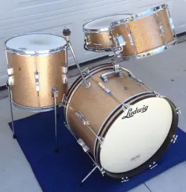 FOR SALE: Vintage 1965 Ludwig Club Date Set in Champagne Sparkle