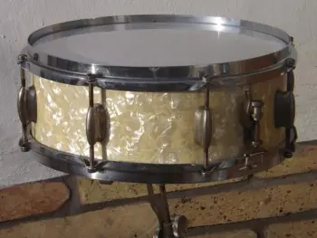 Snaredrum ID on ebay