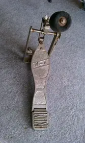 Help identify vintage bass drum pedal