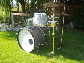 Amati - Czechoslovakian drums