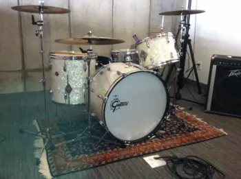 This is Display Your old Gretsch thread