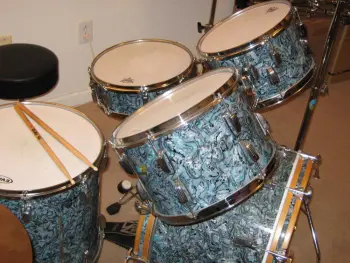 This is the Display Your Ludwig Drum Thread