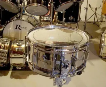This is the Display Your Rogers Drums Thread