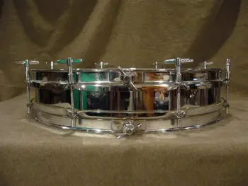 This is the Display Your Rogers Drums Thread