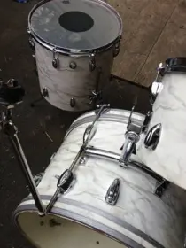 Majestic kit..... me thinks re-wrap?