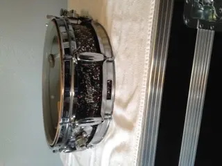 Thoughts on Rogers Holiday Cleveland Mardi Gras drums...