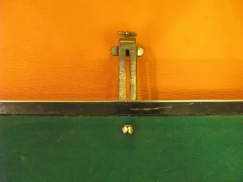 Vintage traps table and parts...
