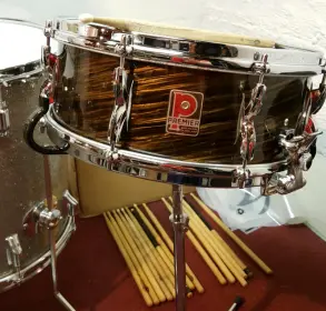 At last ... Premier Mahogany Duroplastic Royal Ace Originally Sold With My Kit