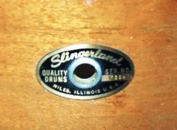 Help ID'ing this Shell Finish. Is it Maple or Mahogany.