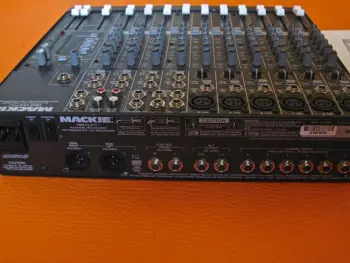 Mackie 1402 VLZ PRO 14 channel mixer.