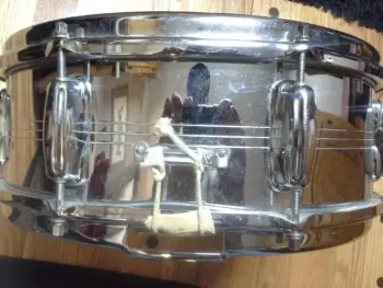 Slingerland snare drum mystery (TO ME,IT IS)
