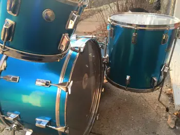 1970s Pearl Fiberglass Kit