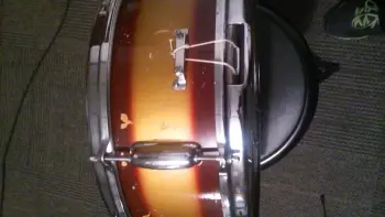 vintage slingerland snare red gold duco.