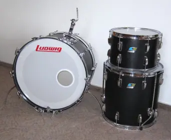 Ludwig Black Panther 18&quot;