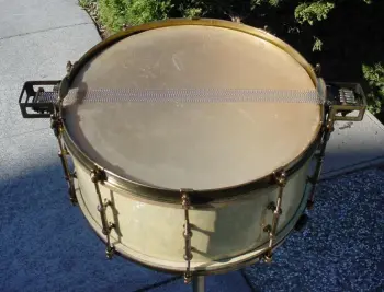 [B]1930-35 LUDWIG &amp; LUDWIG 6.5 x 14 WMP/CLASSIC GOLD SUPER-LUDWIG MODEL[/B]