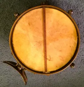 Need help identifying a snare drum