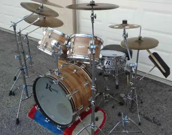 This is the Display Your Rogers Drums Thread