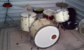 This is the Display Your Ludwig Drum Thread