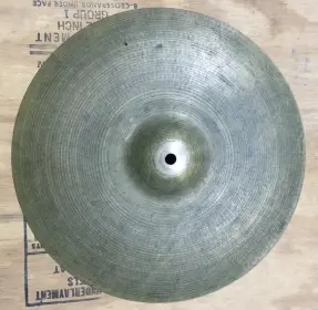 Zildjian stamp and 14&quot; HiHats ...