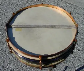 [B]1924- LUDWIG &amp; LUDWIG 4 x 14 DeLUXE UNIVERSAL MODEL (cat. #11) [/B]