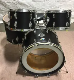 This is the Display Your Ludwig Drum Thread